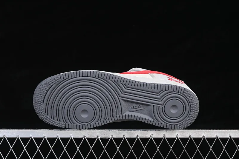 All categories Nk Air Force 1 Air Force series Nk Air Force 1 Low Air Force low-top Nike Air Force 1'07 Low Limited to the Year of the Horse, immediate success Air Force 1 low-top casual sneakers HT5088-631